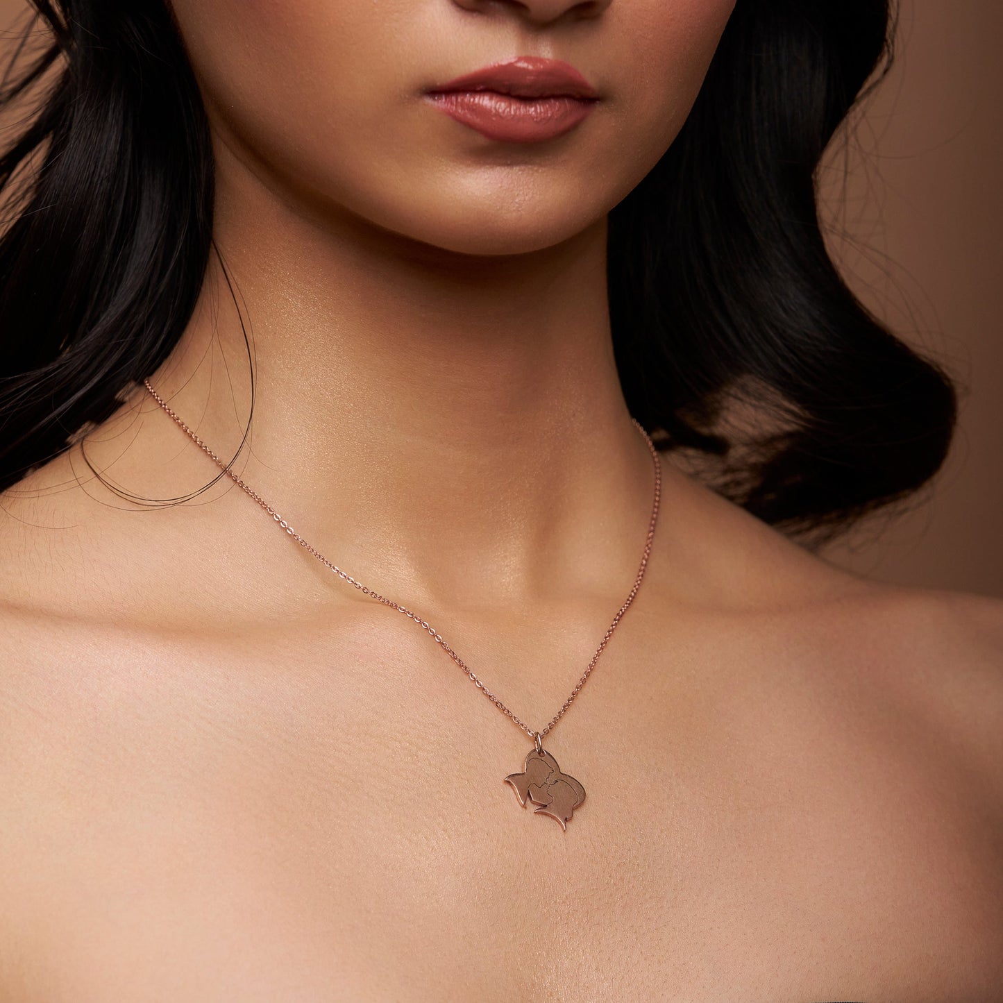 Heart Couple Kiss Necklace