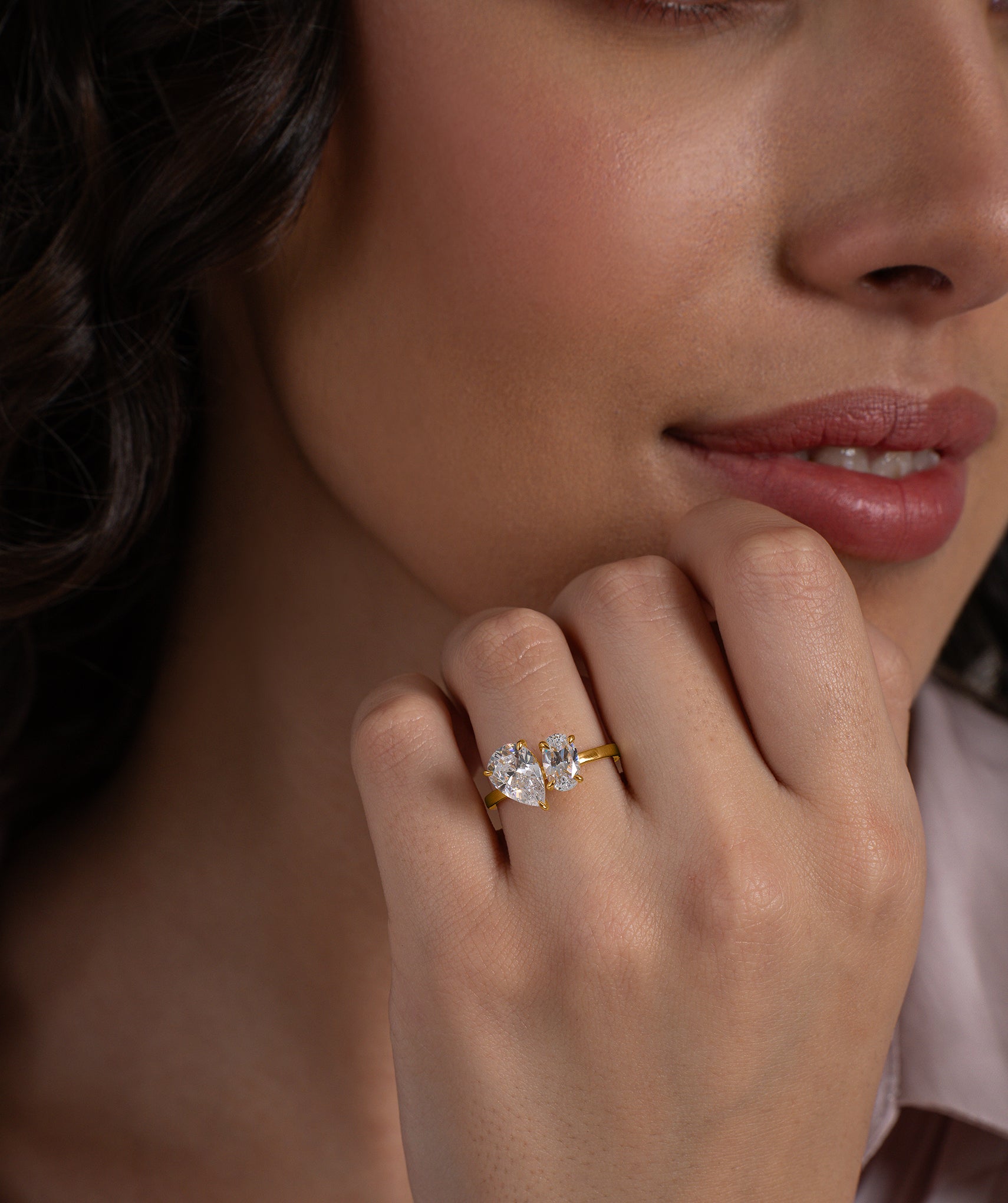 Pear & Oval Diamond Toi et Moi Ring