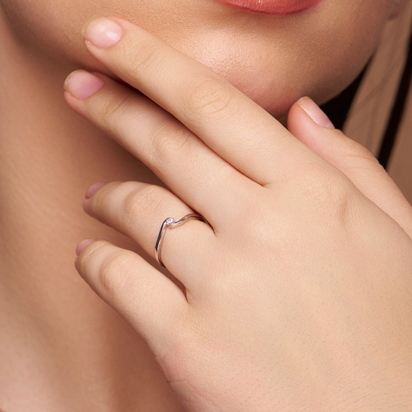 Spiral Solitaire Diamond Ring - KYMEE