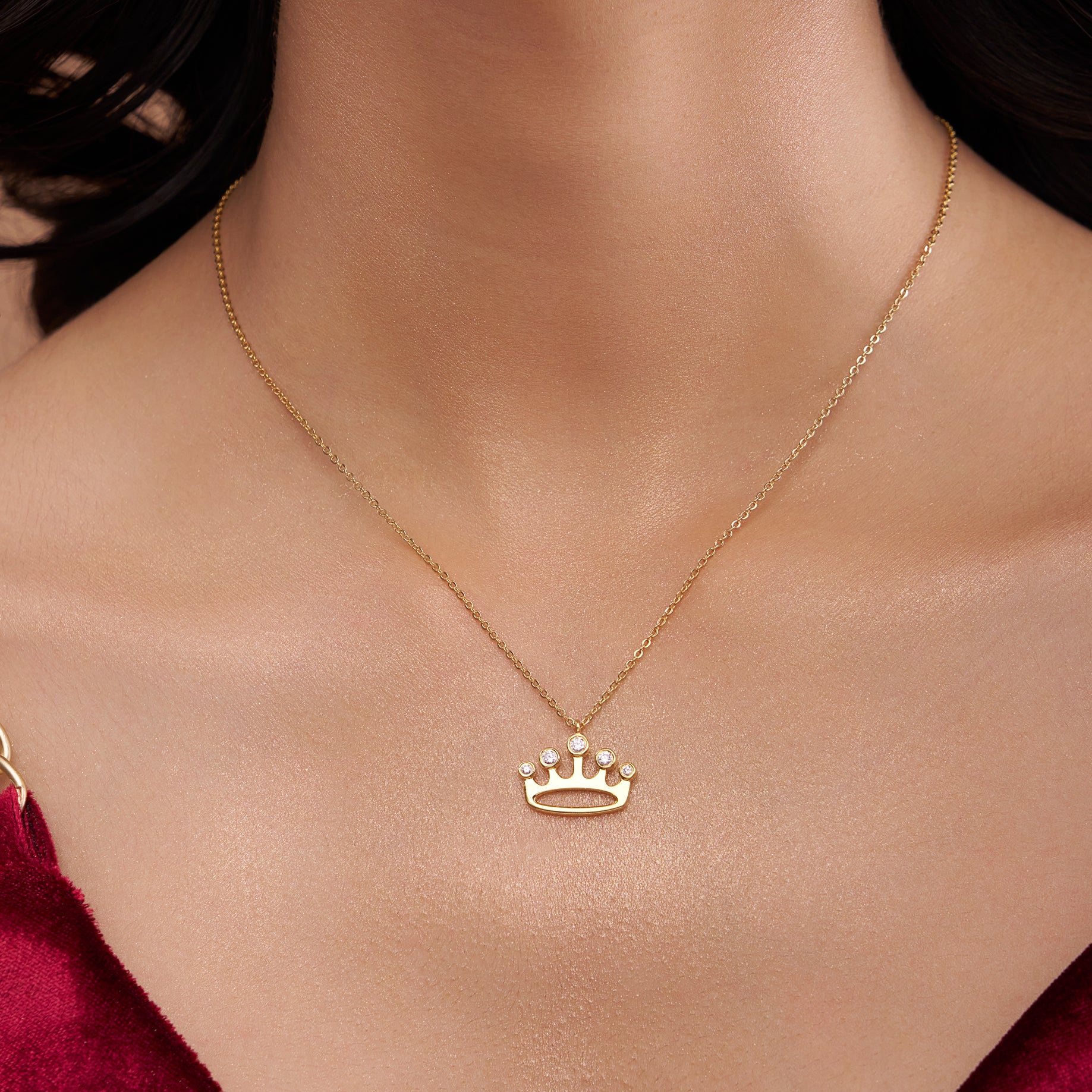 Queen Crown Logo Neckalce - KYMEE