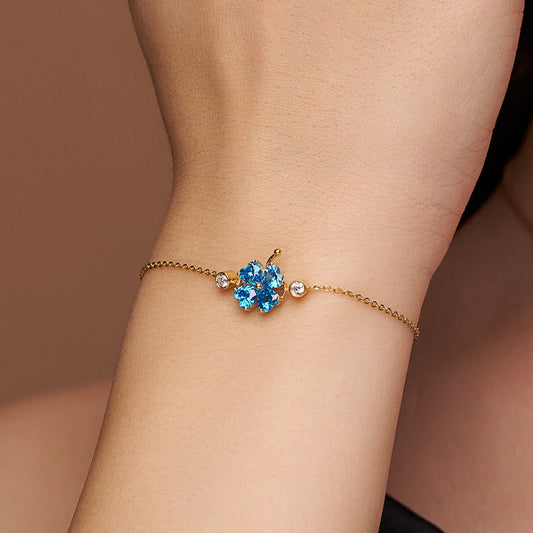 Elegant Floral Charm Bracelet - KYMEE