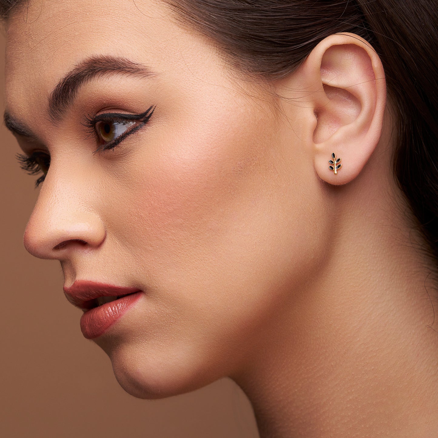 Leaf Style Enamel Stud - KYMEE