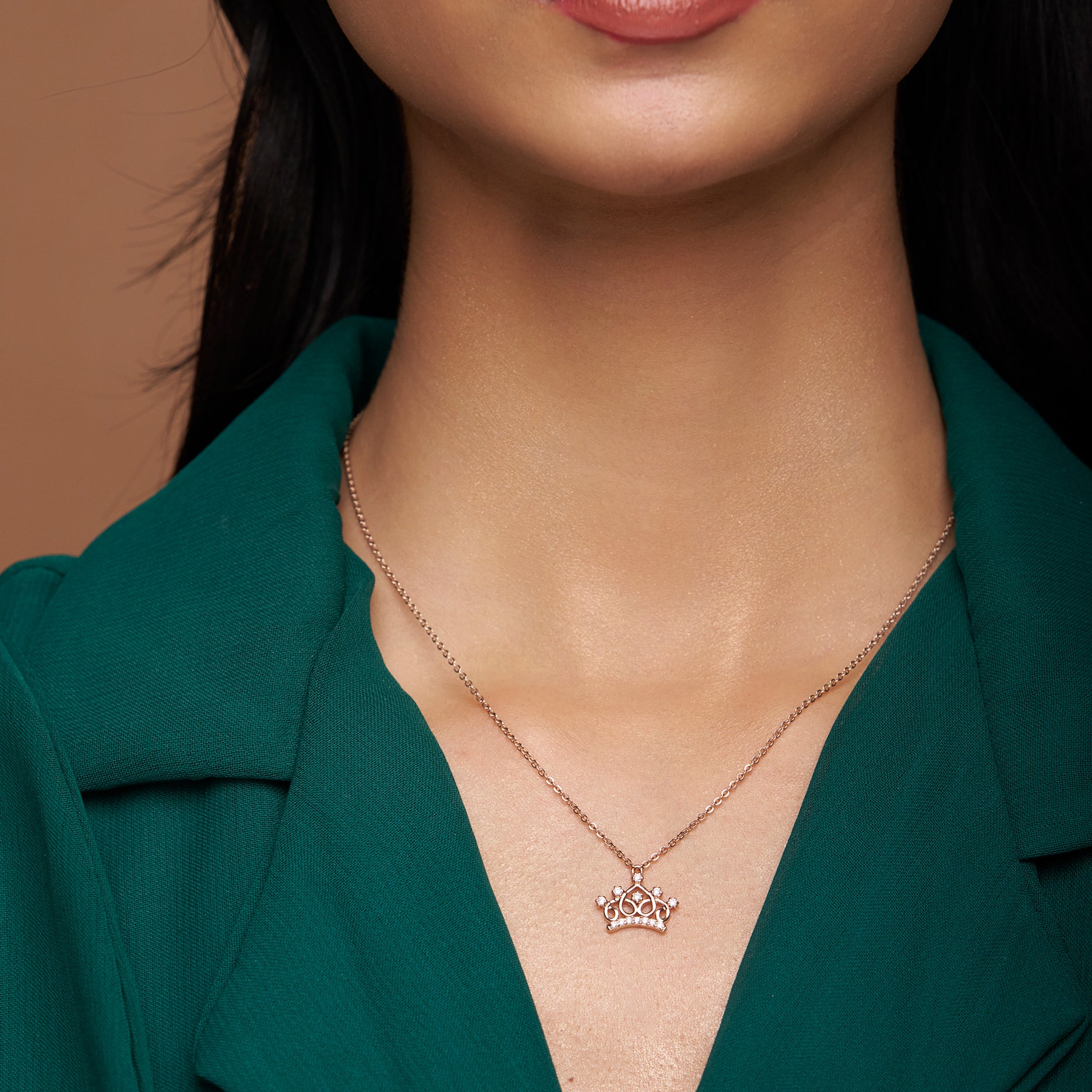 Crown Style Pendant Necklace - KYMEE