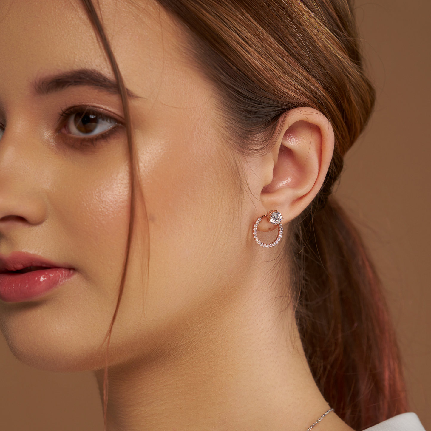 Circle Sparkle Stud Earrings - KYMEE