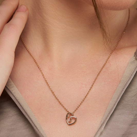 Intertwined Heart Necklace - KYMEE