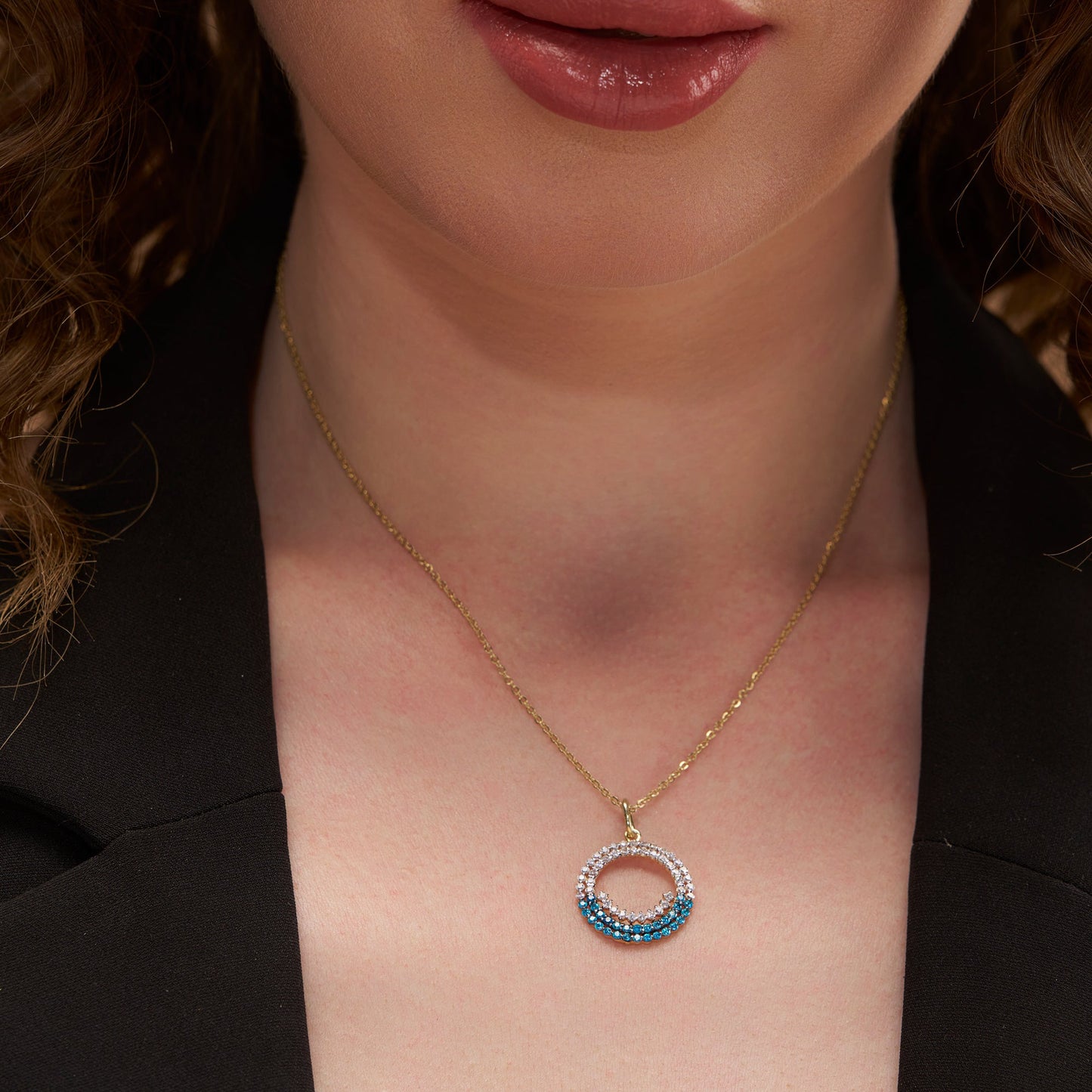 Circle Design Diamond Necklace