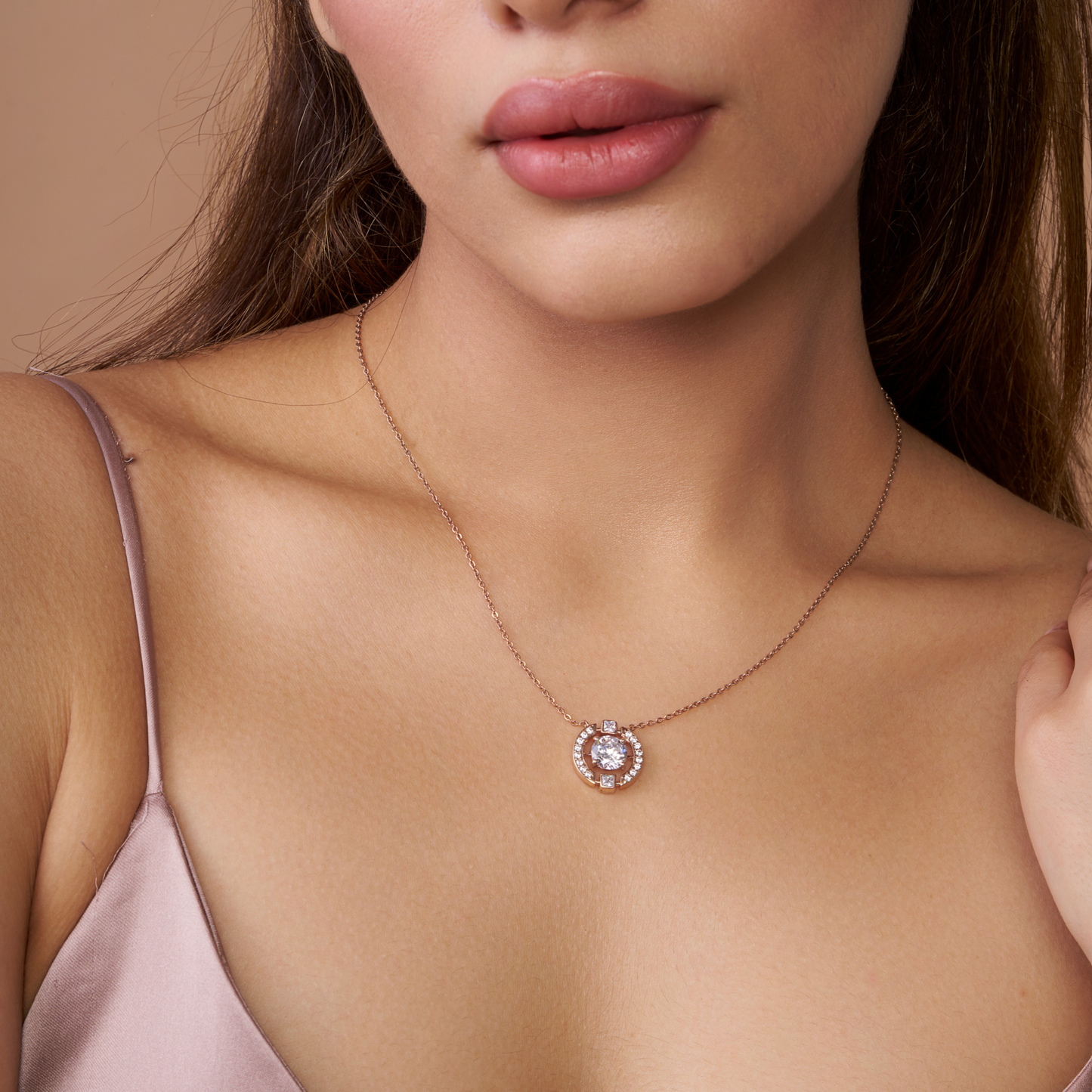 Classic Round Diamond Pendant - KYMEE
