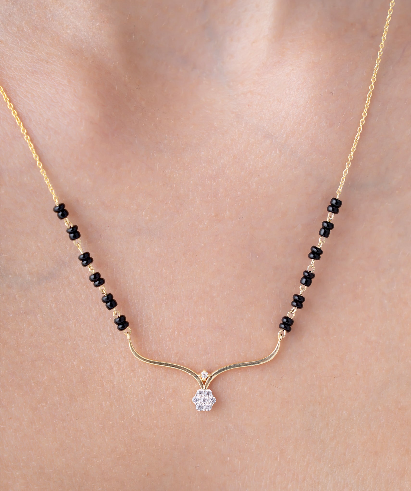 Celestial Curve Mangalsutra