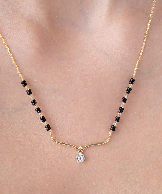 Celestial Curve Mangalsutra