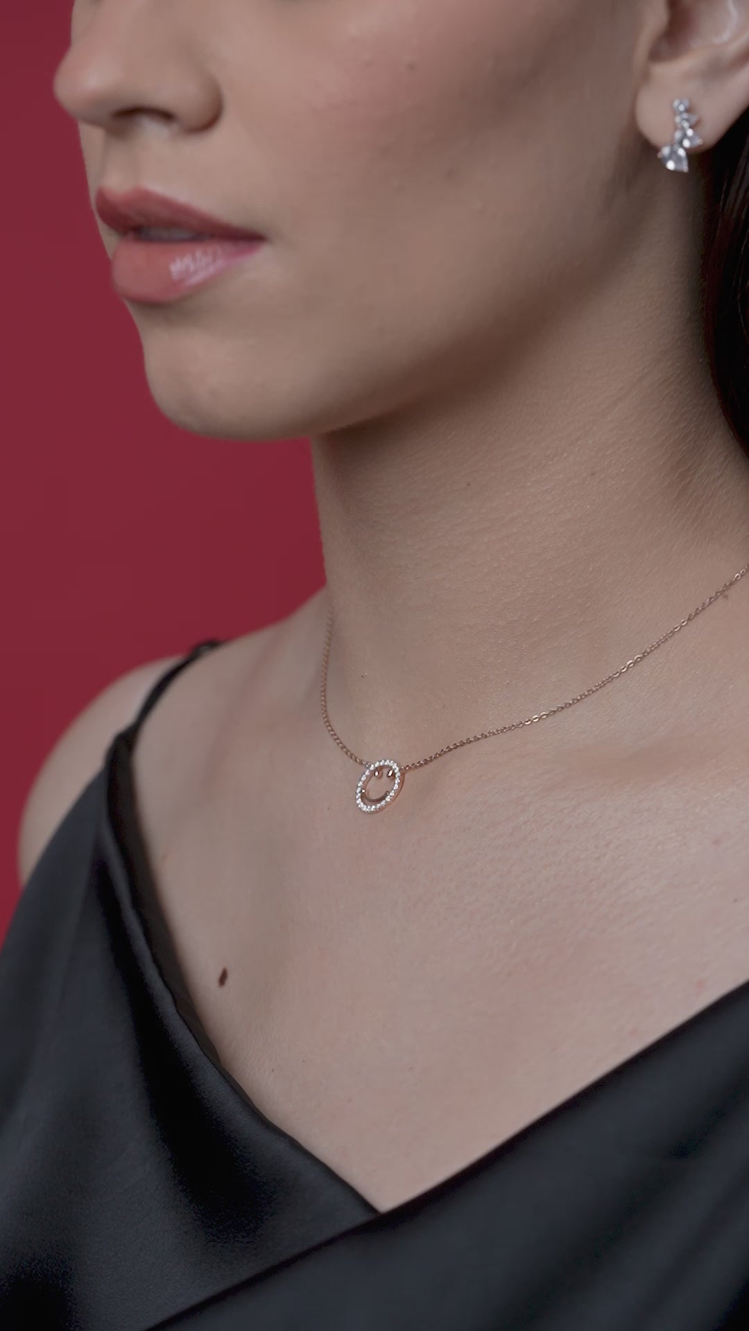 Beautiful Smiley Necklace