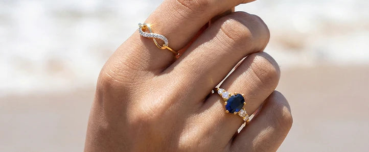 Solitaire Rings vs. Halo Rings