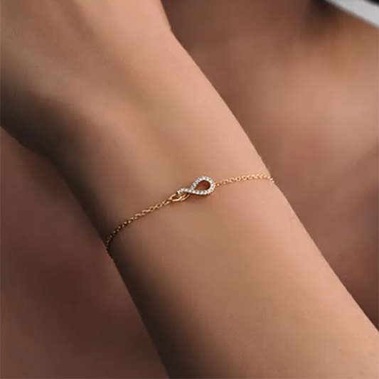Interlocking Infinity Pavé Bracelet