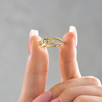 Curb Chain Pave Loop Ring