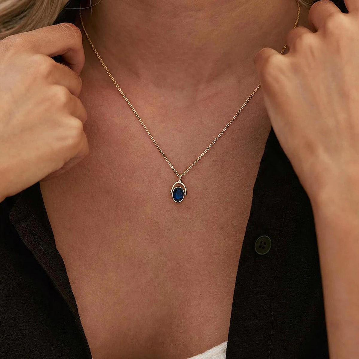 Arched Frame Blue Oval Spinner Pendant Necklace