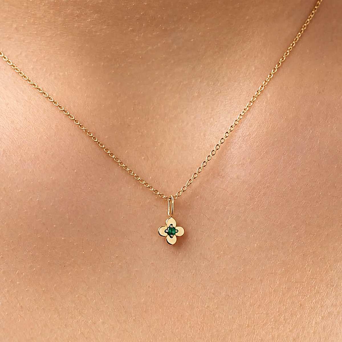 Lucky Bloom Clover Pendant Necklace