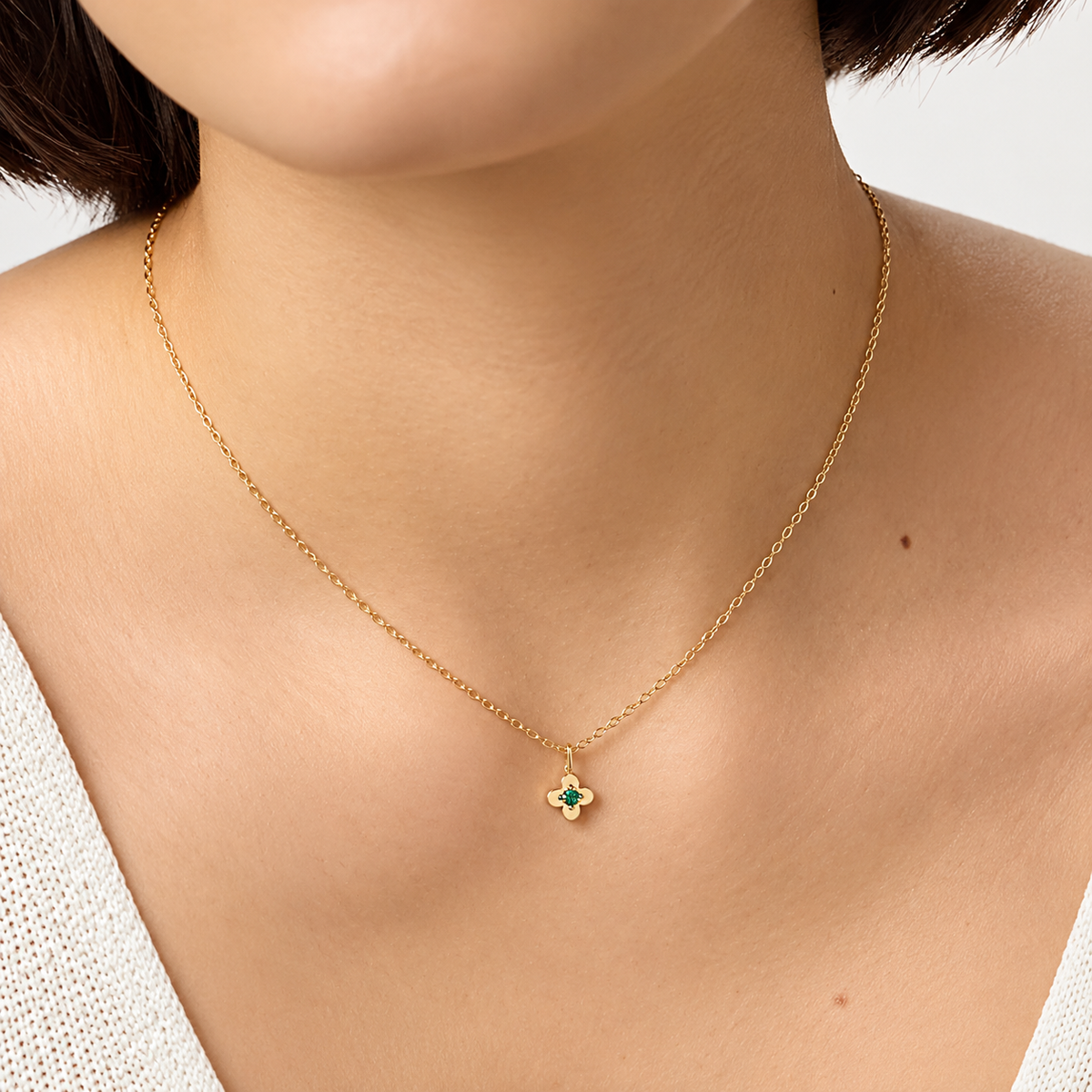 Lucky Bloom Clover Pendant Necklace