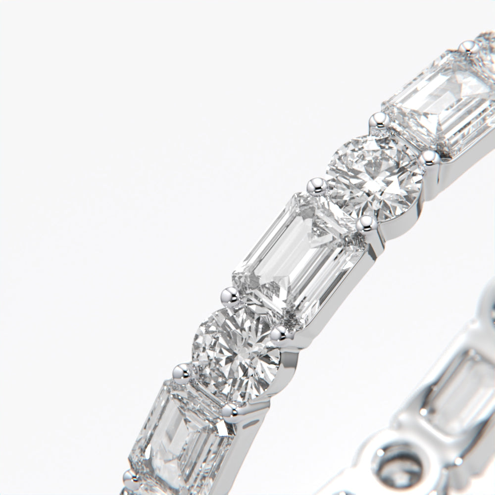 Elegant 18K Gold Vermeil Diamond Band