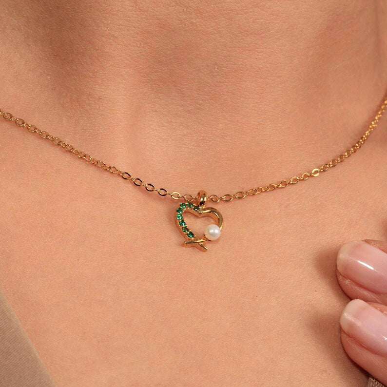 Hand Drawn Green Pave Heart Pearl Necklace
