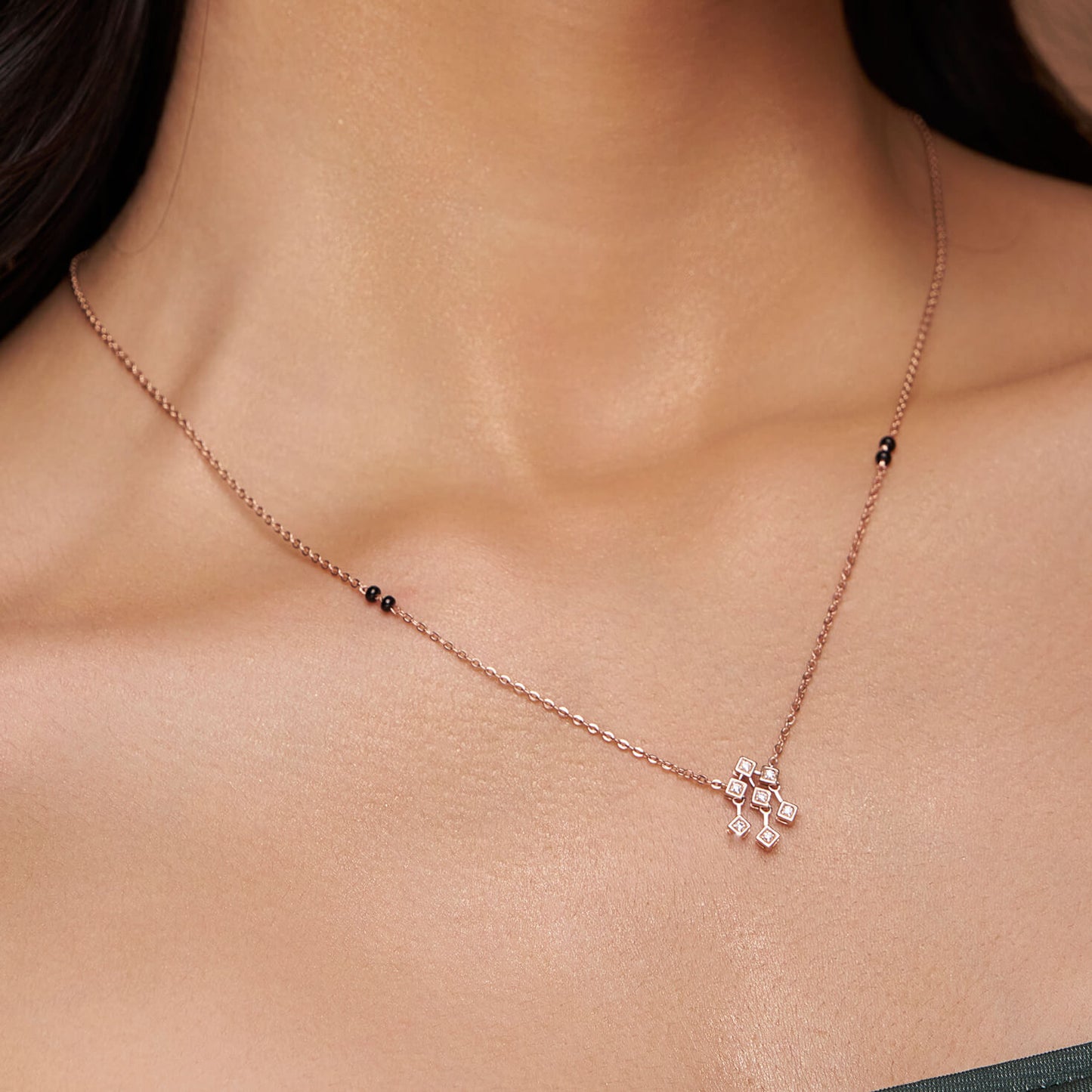 Fancy Diamond Setting Mangalsutra