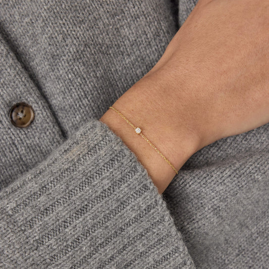 Dainty Solitaire Bracelet