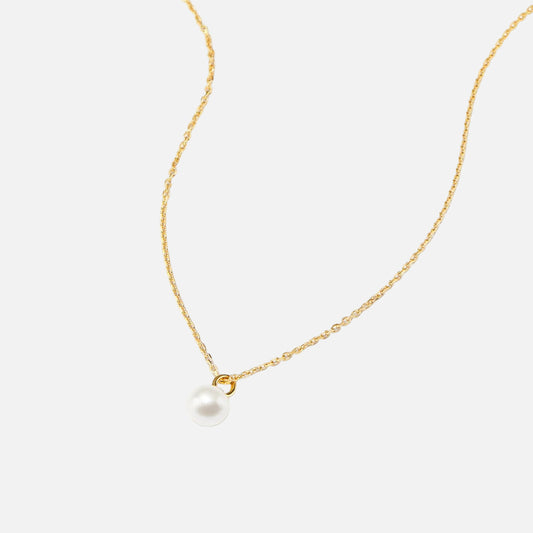 Minimal Pearl Drop Necklace