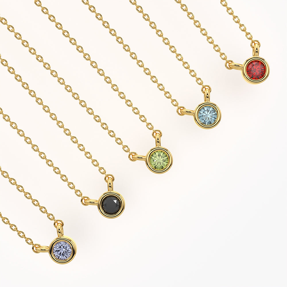 Bezel solitaire pendant necklace in 18K gold vermeil