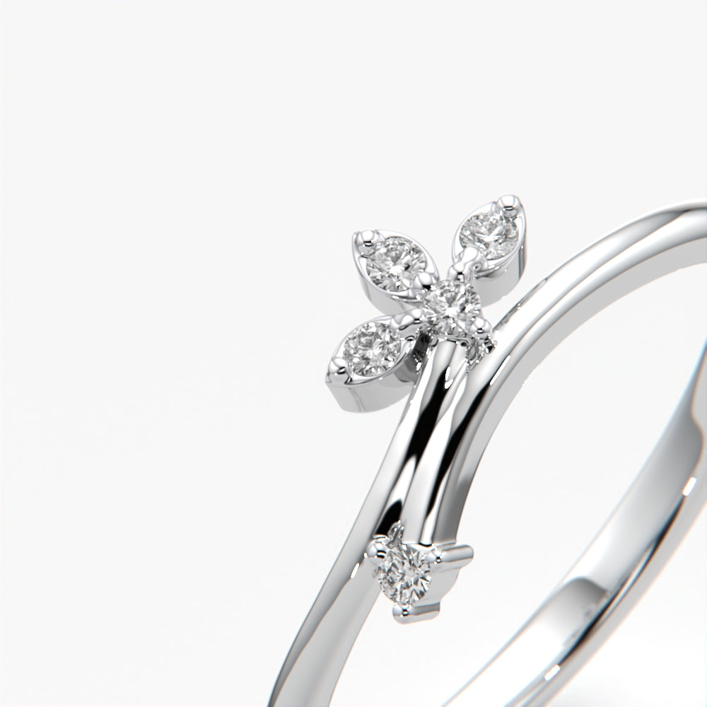 Luxe Leaflet Diamond Ring