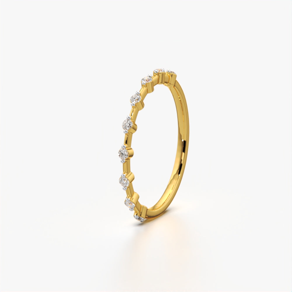 Spaced half-eternity stackable band