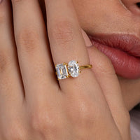 Emerald and Oval Toi Et Moi Ring