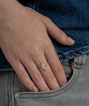 Pear Leaf Ring