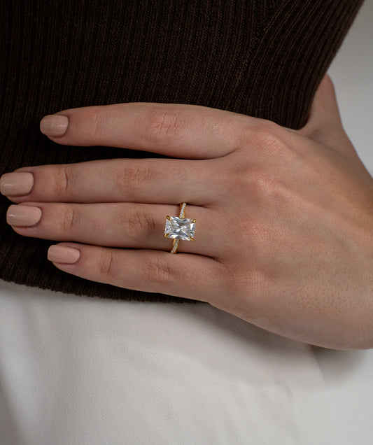 Radiant Solitaire Twisted Pave Ring