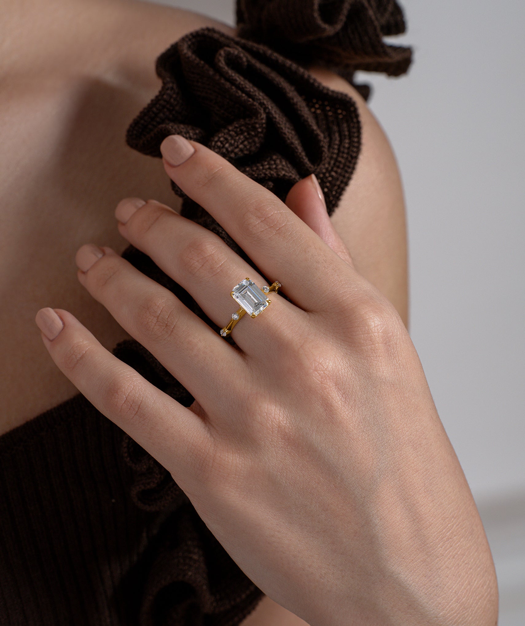 Emerald Grace Ring