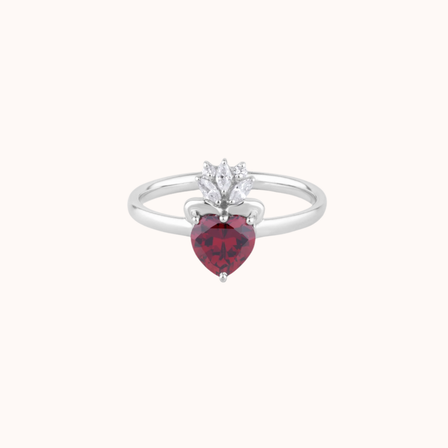 Fashionable Heart Diamond Ring