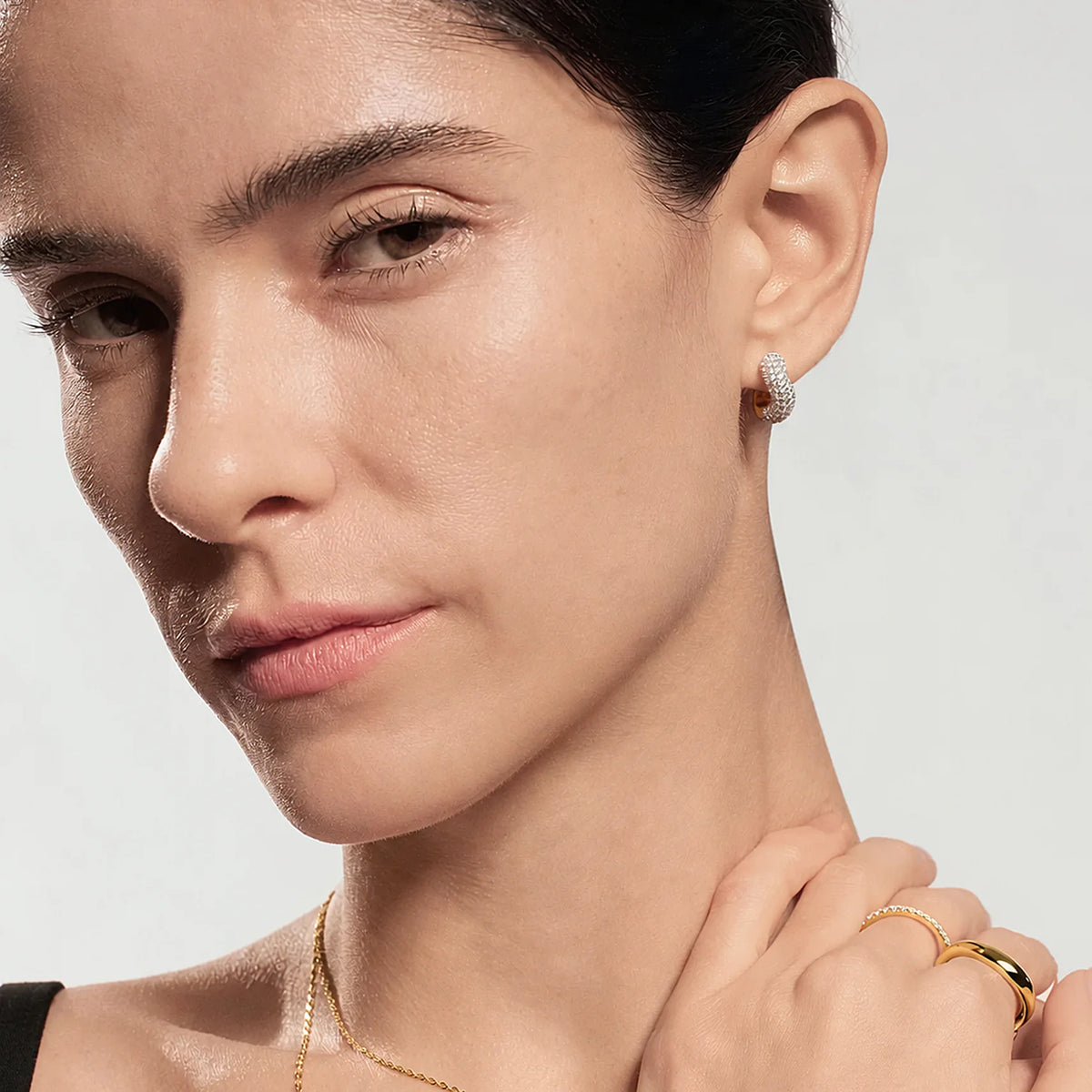 Sculpted Chunky Pave Huggie Hoops