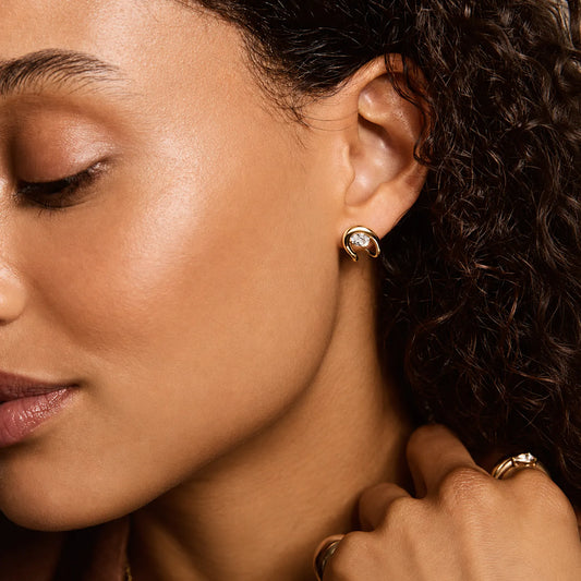 Swirl Wrap Solitaire Stud Earrings