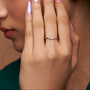 Baguette Diamond Minimalist Ring - KYMEE