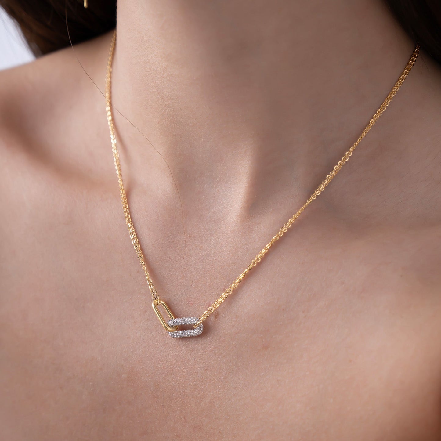 Interlocking Pave Link Necklace