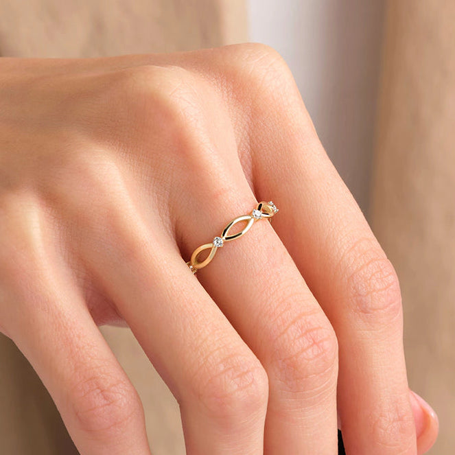 Infinity Twist Band Ring