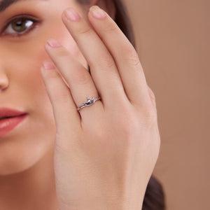 Intricate Silver Crown Ring - KYMEE