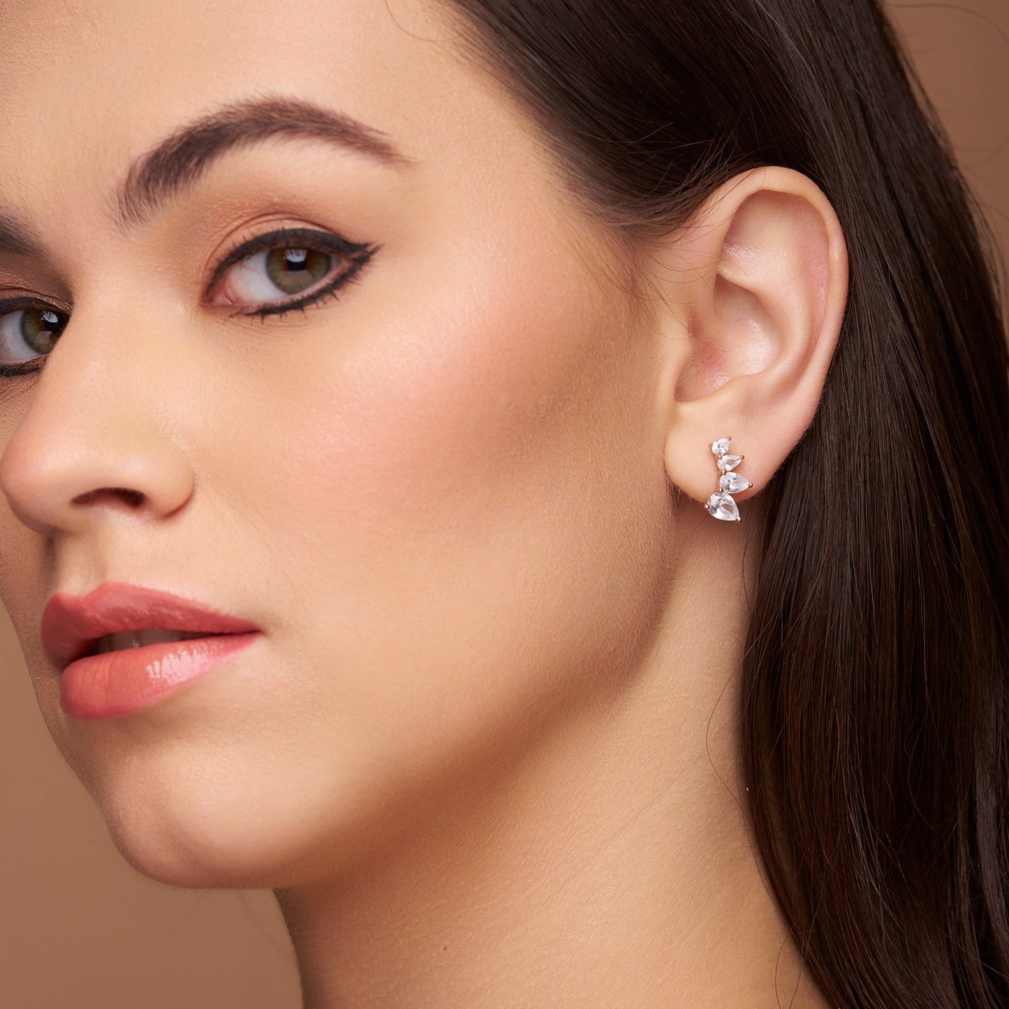 Pear-Shaped Diamond Stud - KYMEE