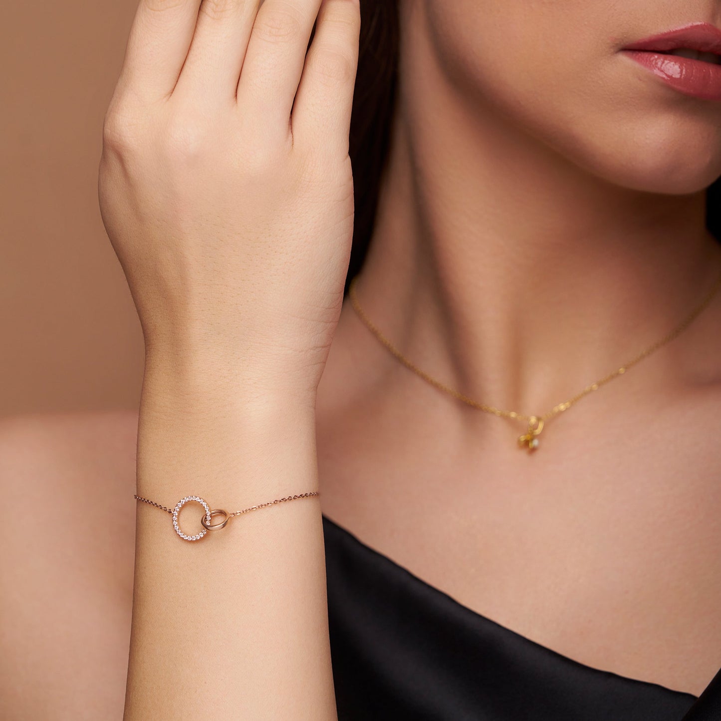 Interlocking Circle Bracelet - KYMEE