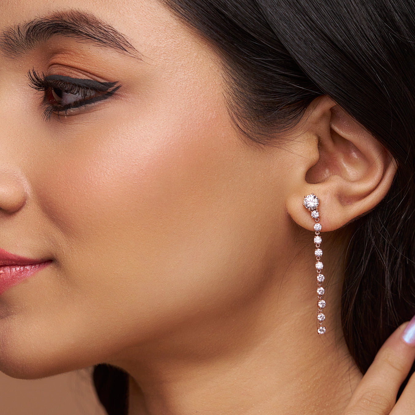 Diamond Linear Earring - KYMEE