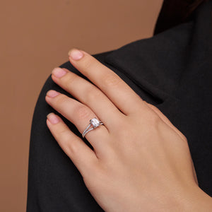 Sophisticated Emerald Halo Ring - KYMEE