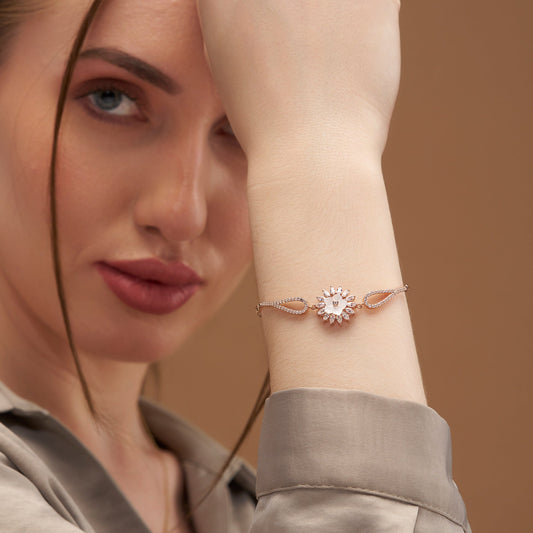 Flower Design Trendy Bracelet - KYMEE