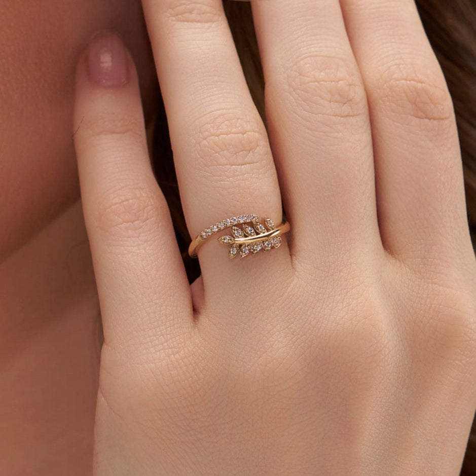 Leaf-Inspired Diamond Ring - KYMEE