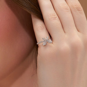 Sparkling Butterfly Silver Ring - KYMEE