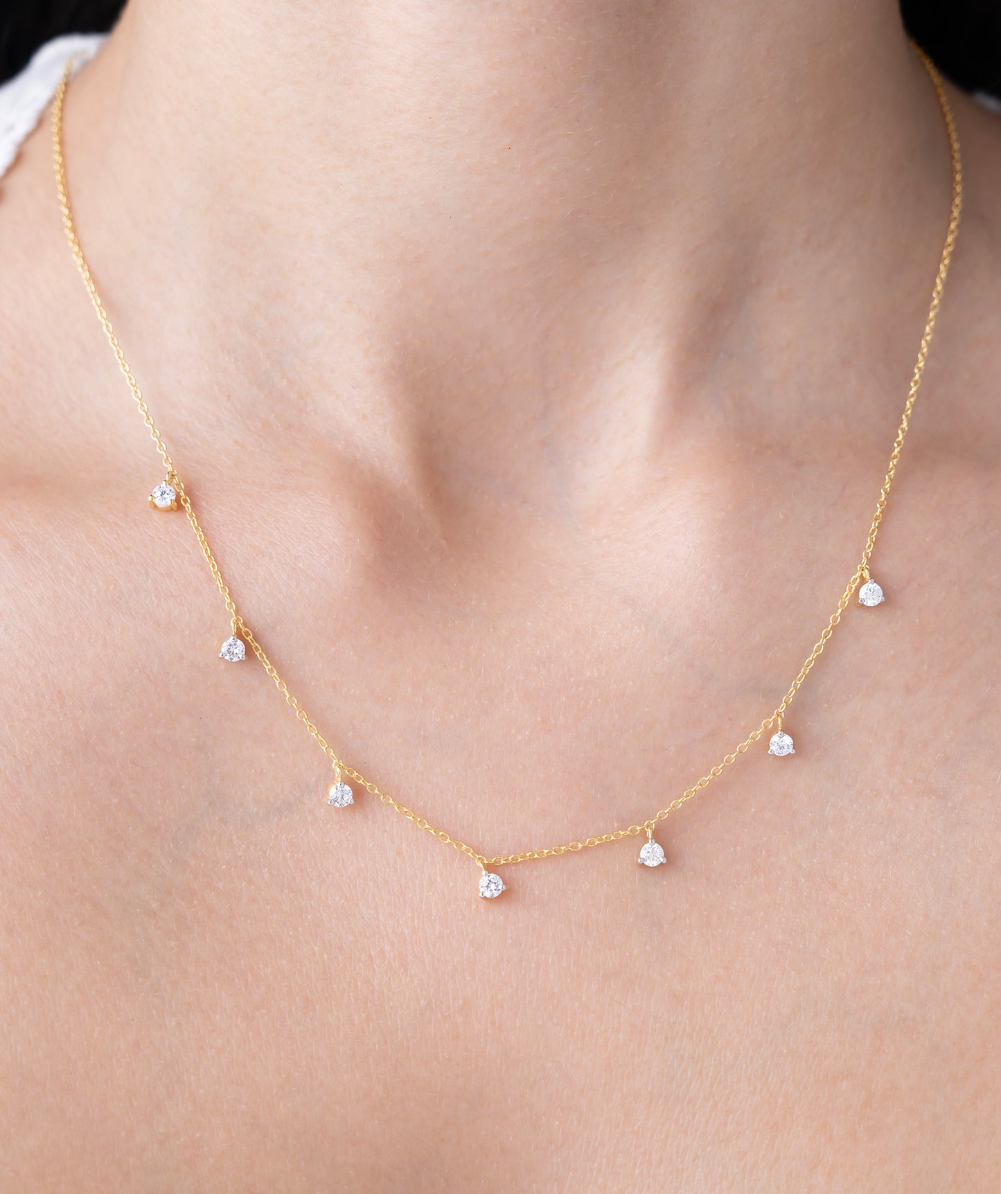 Delicate Diamond Setting Necklace