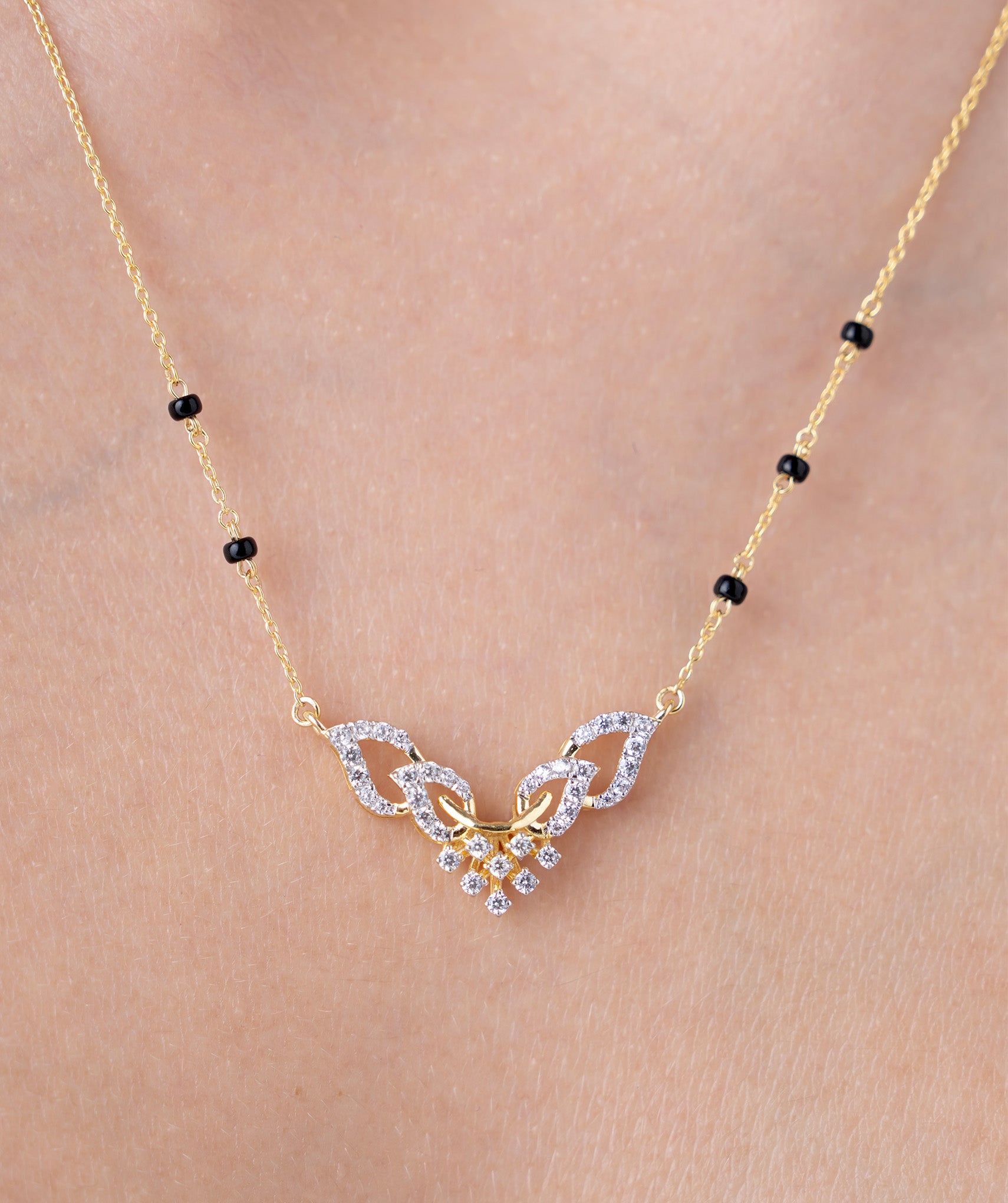 Floral Symphony Diamond Mangalsutra