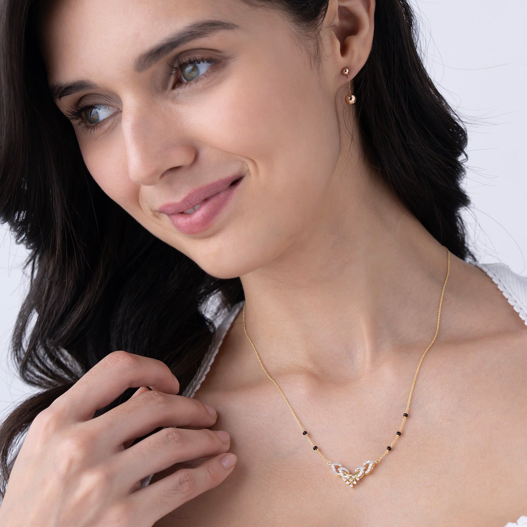 Floral Symphony Diamond Mangalsutra
