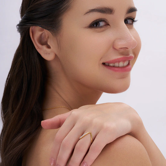 Curved Chevron Pave Ring